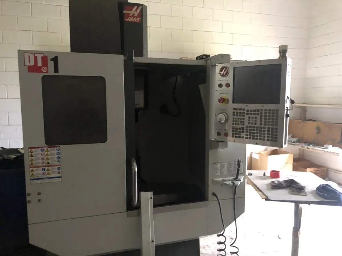 LOTE 552 - Torno CNC Hass DT1