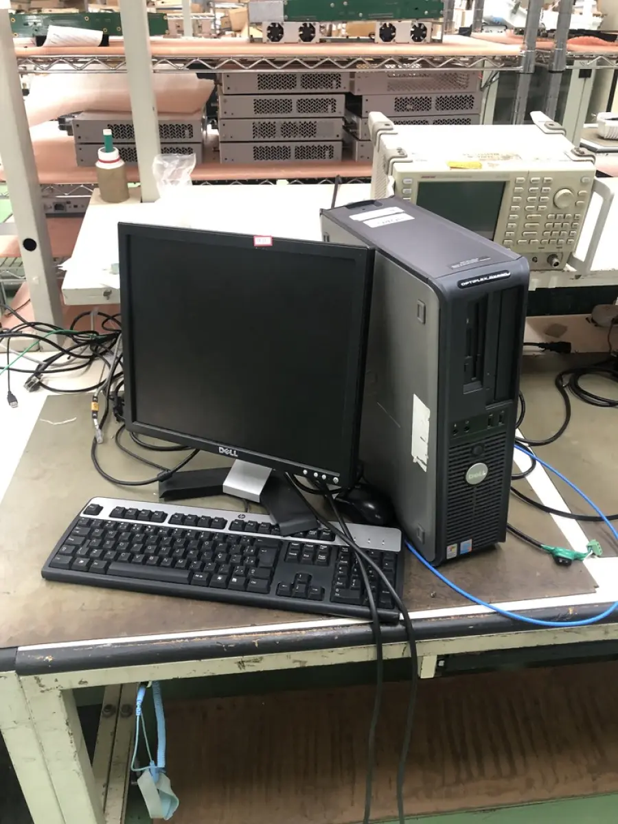 LOTE 432 - Cpu, monitor, teclado e mouse, equipamento de teste 