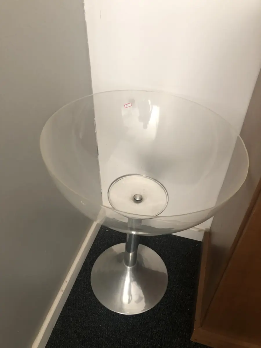 LOTE 001 - LOTE 1A STALKING HORSE. PRÉDIO E ALGUNS ITENS, ESCRITÓRIOS, REFEITÓRIO, AR CONDICIONADOS ETC