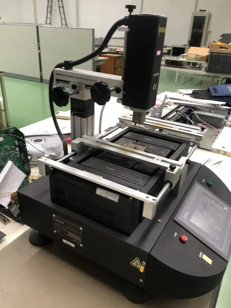 LOTE 336 - equipamento de colocação de componentes em placas 