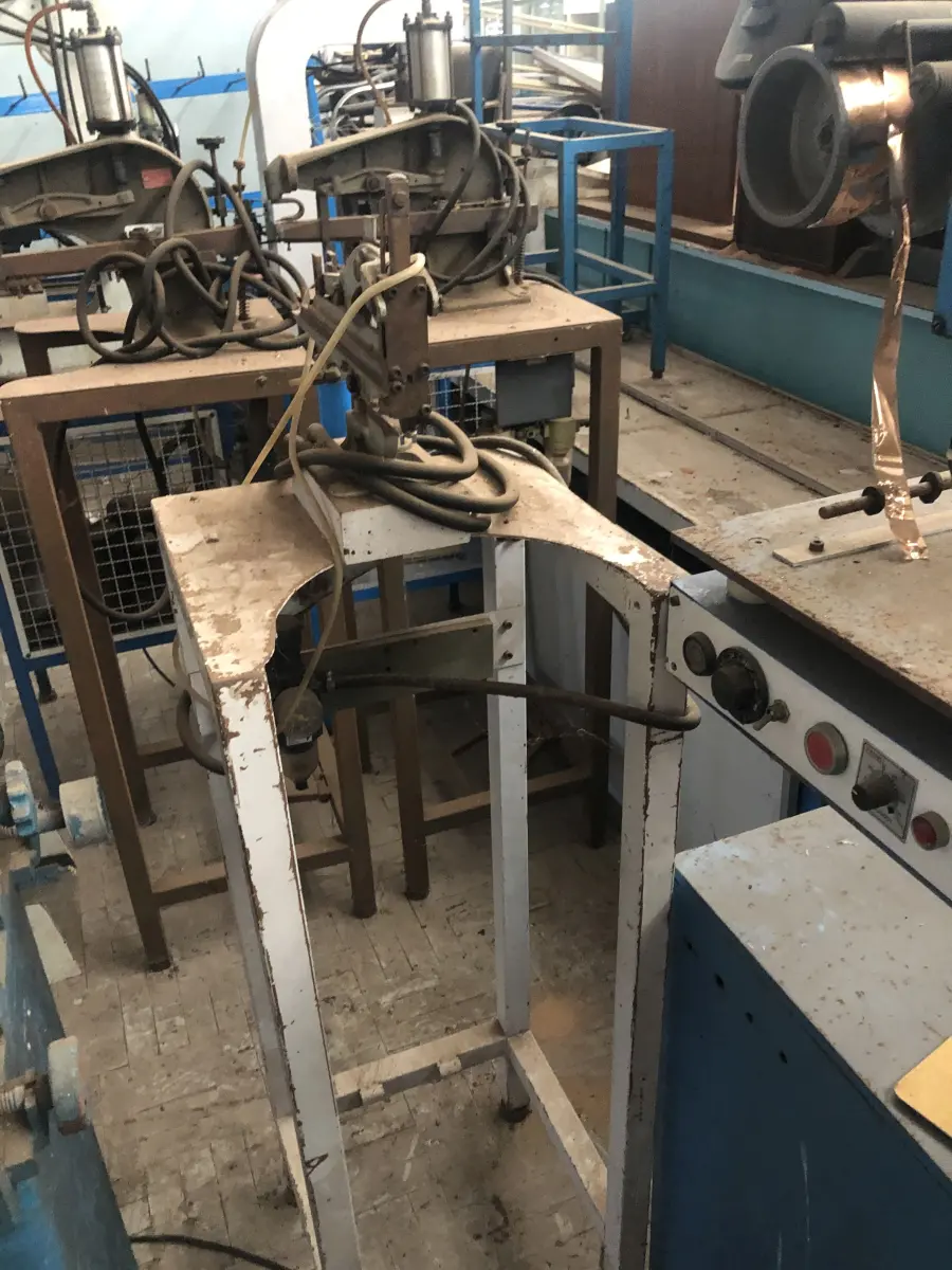 LOTE 041 - grampeadeira