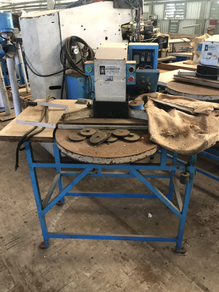 LOTE 075 - prensa giratória Morbach