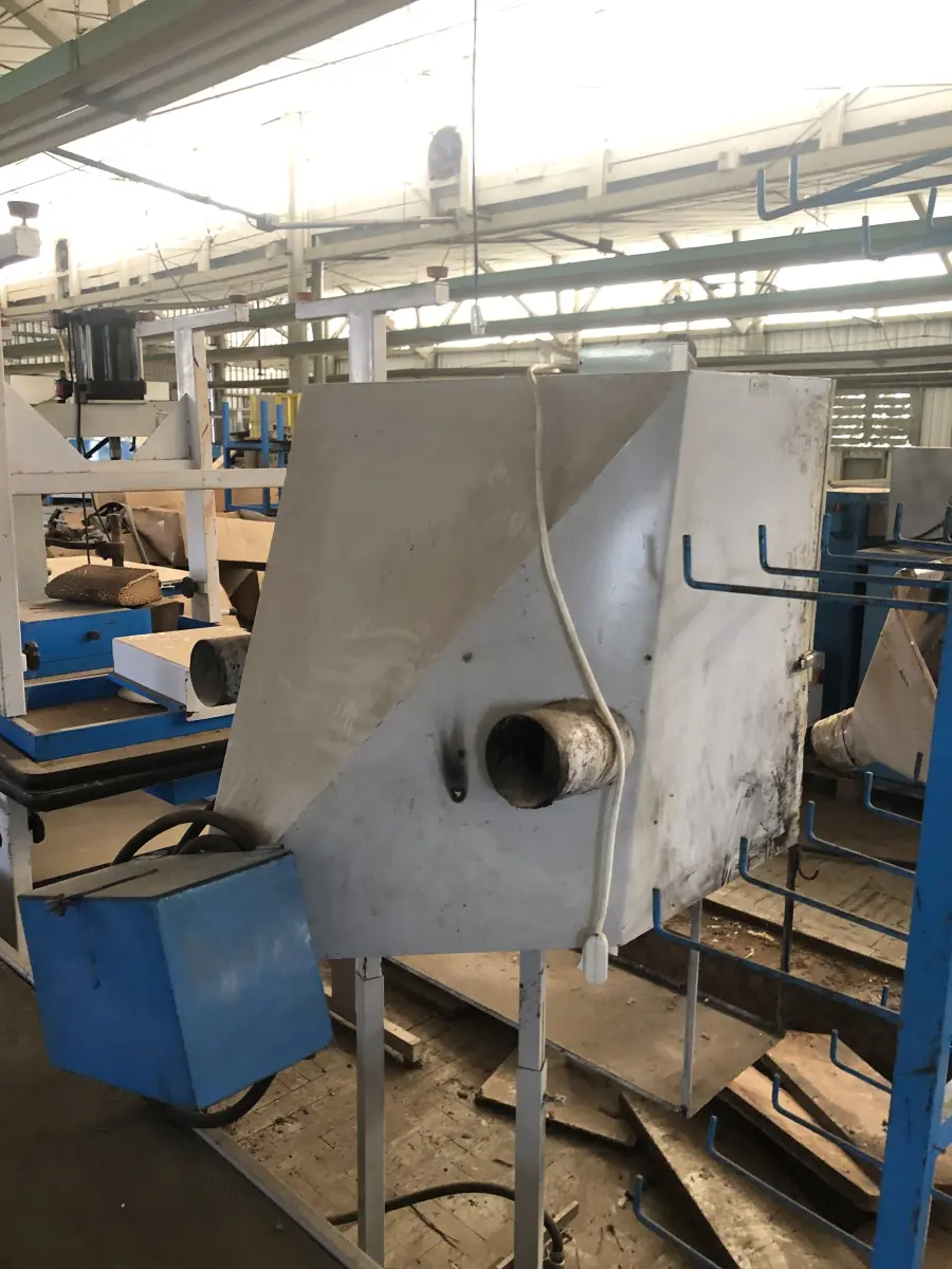 LOTE 006 - cabine de pintura