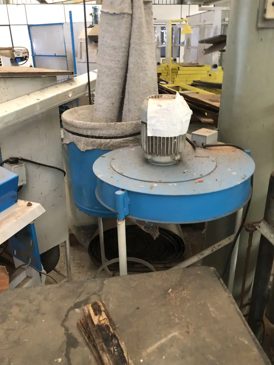 LOTE 122 - coletor de pó ruim