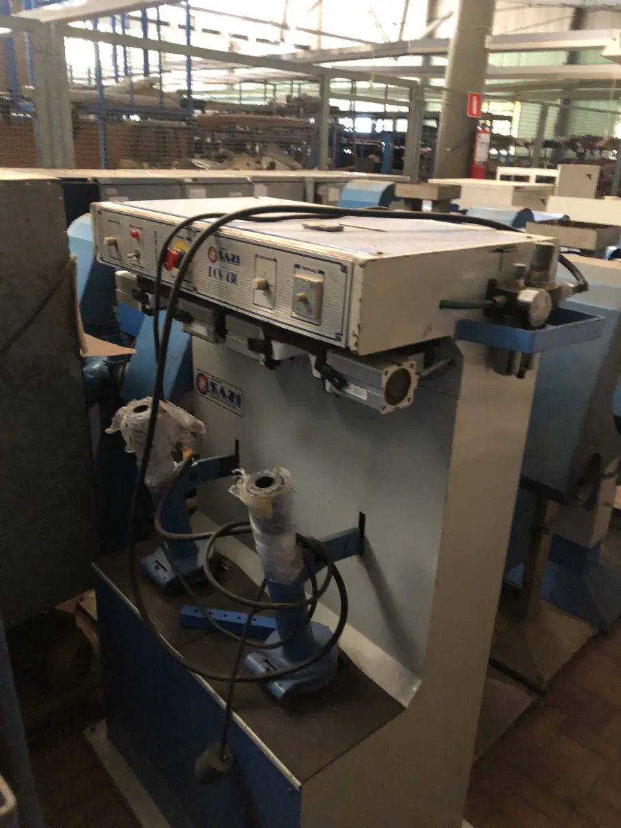 LOTE 159 - prensa de conformar calcanhar Sazi Res 430