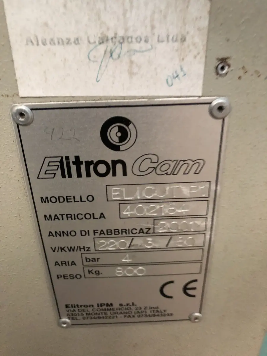 LOTE 144 - máquina Elitron mod Elicut P1