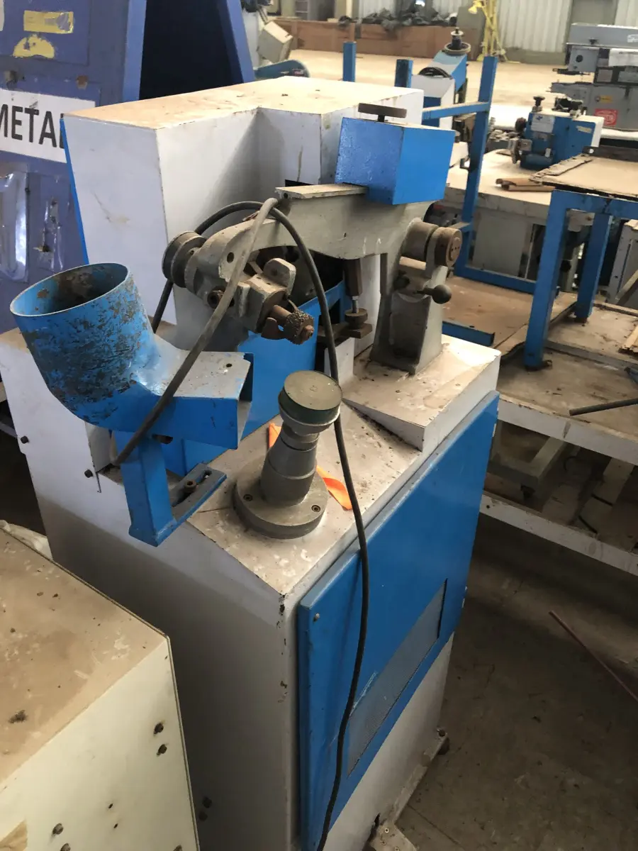 LOTE 104 - chanfradeira