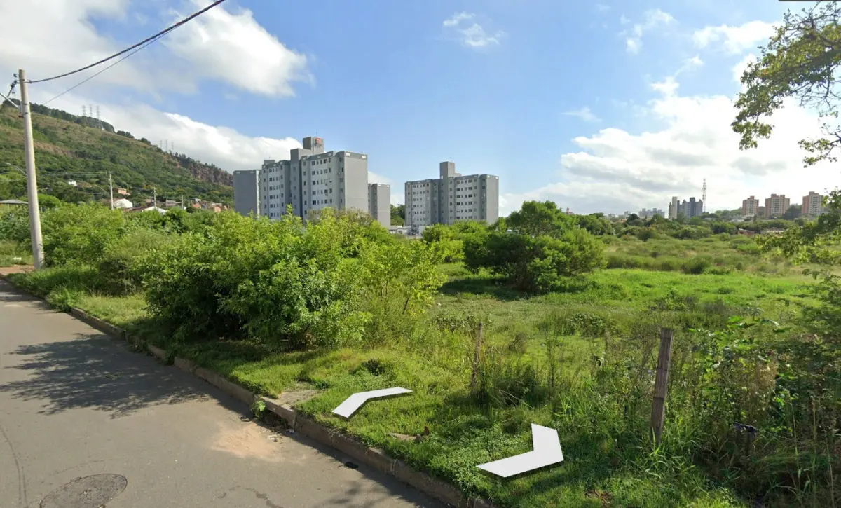 LOTE 000 - 22.000m2 NO BAIRRO ALTO PETRÓPOLIS