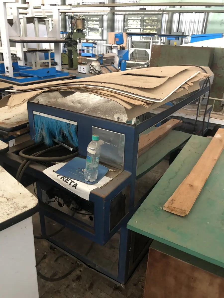 LOTE 036 - forno conformador Gelado