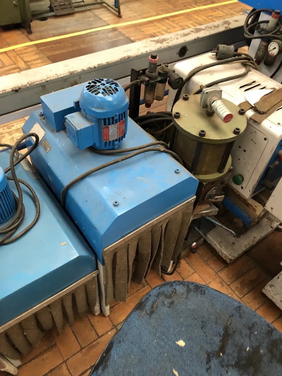 LOTE 371 - 3 estufas vento norte