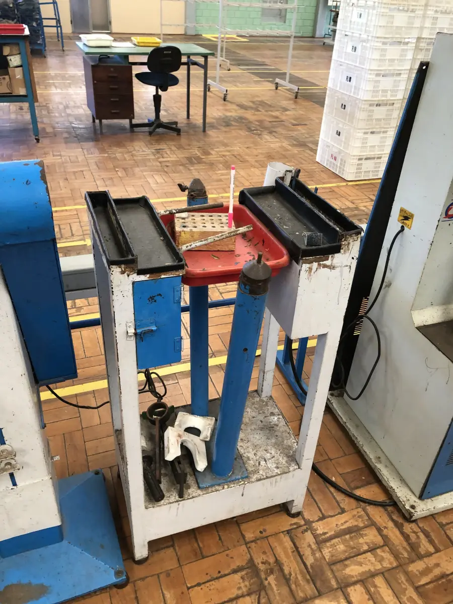 LOTE 278 - torninho duplo