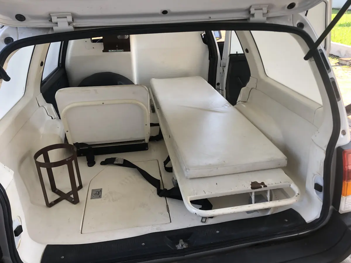 LOTE 001 - GM Kadett Ipanema ambulância 94/95