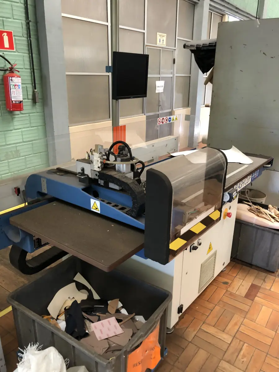 LOTE 418 - Máquina de corte a laser Flash cut 888