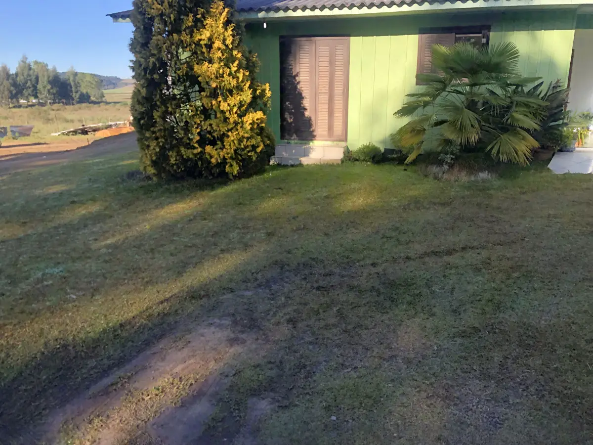 LOTE 001 - Uma área de terras c/20.000m²
