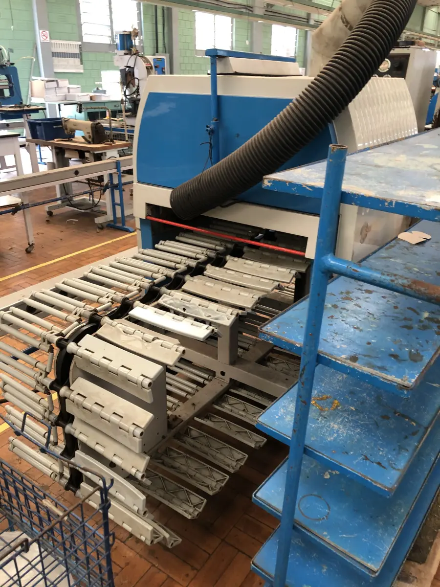 LOTE 298 - Forno conformador