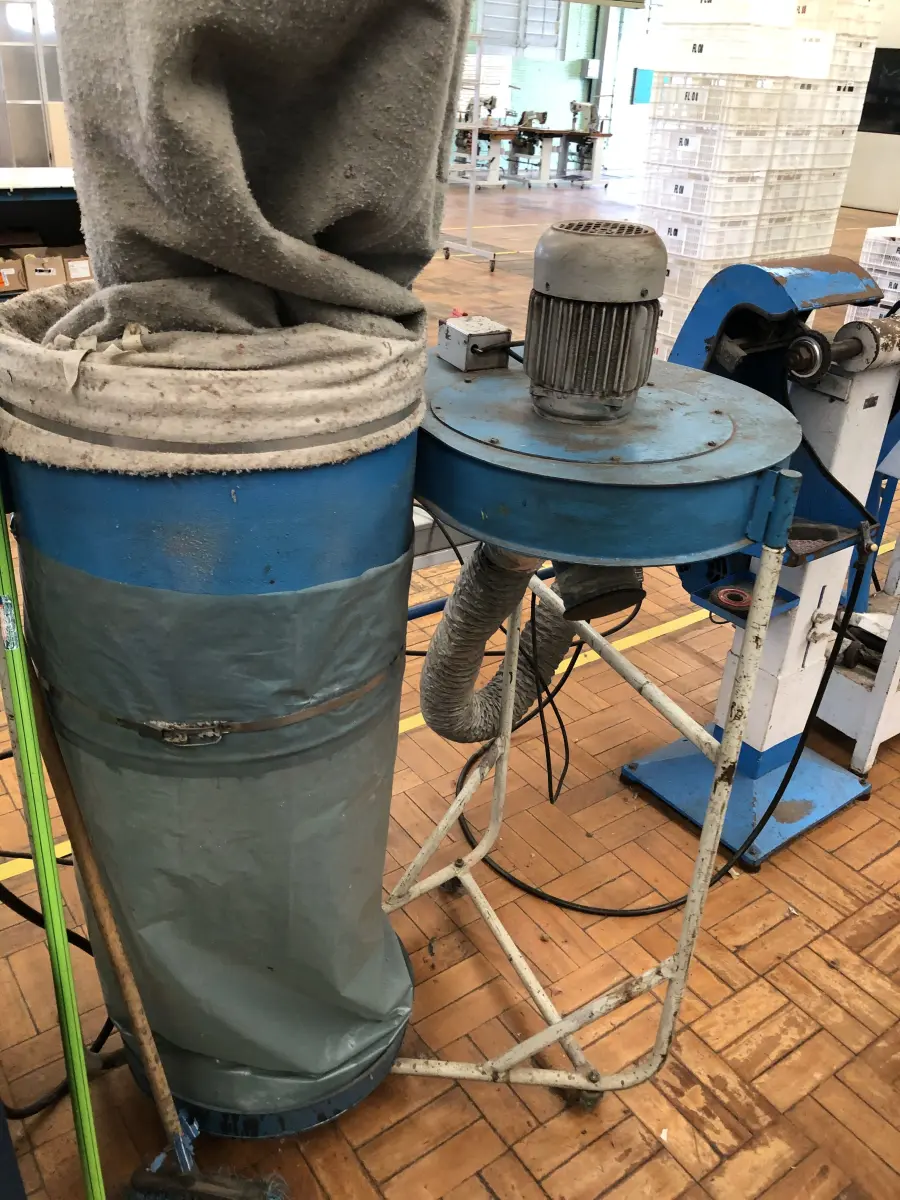 LOTE 276 - Coletor de pó de saco 