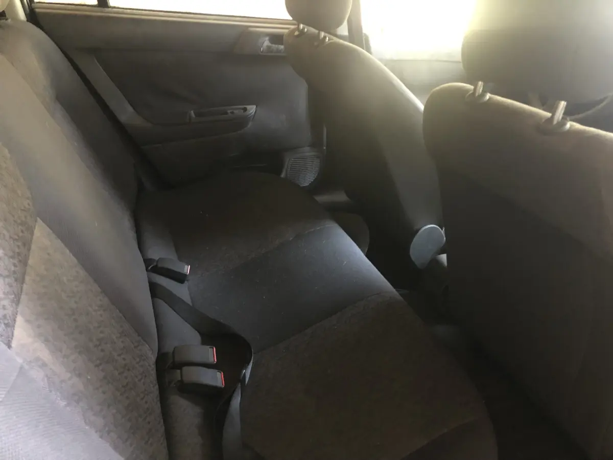 LOTE 004 - Chevrolet Astra sedan 2.0 pl. DQB1066 04/05