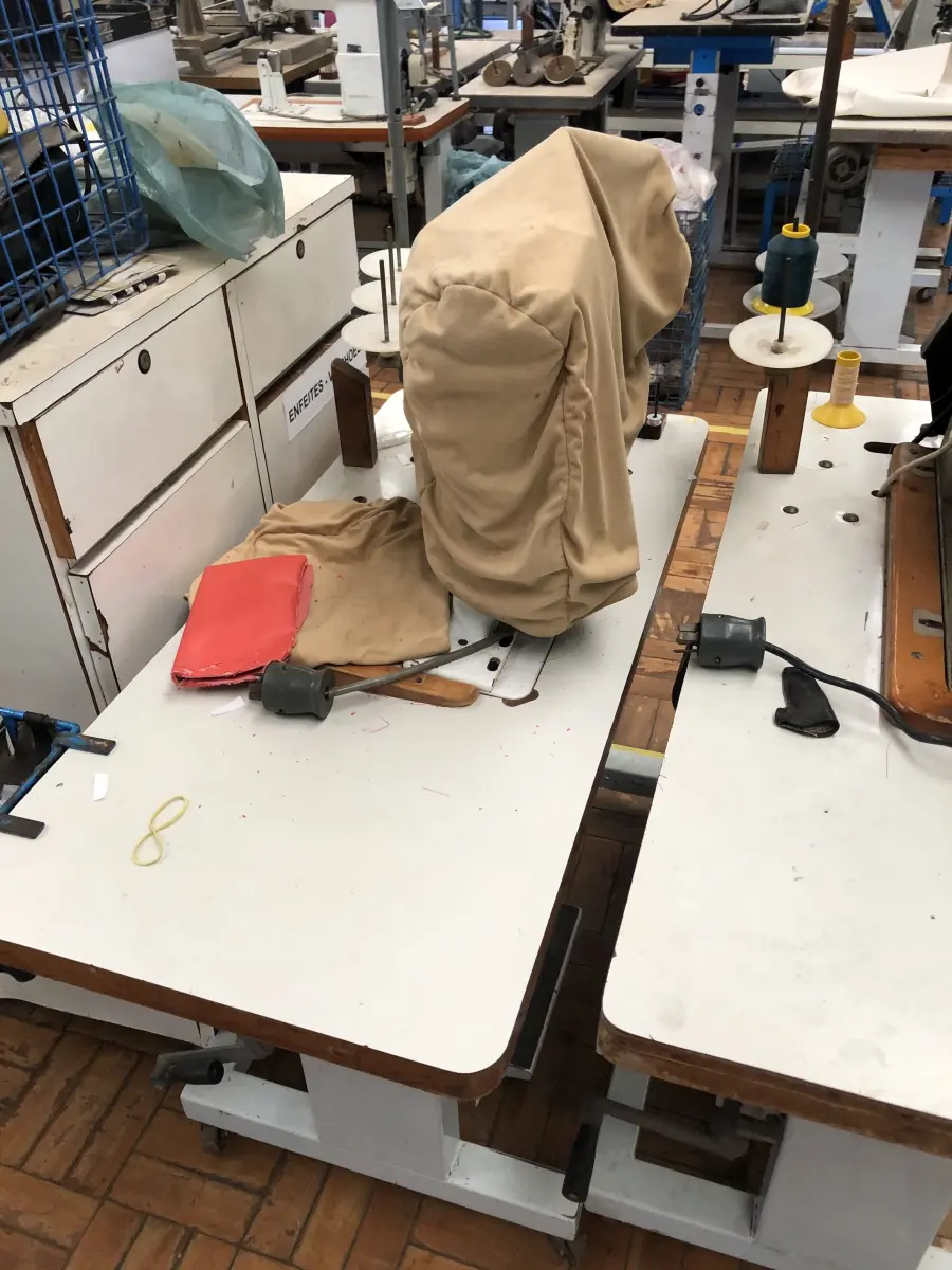 LOTE 390 - 7 máquinas de costura