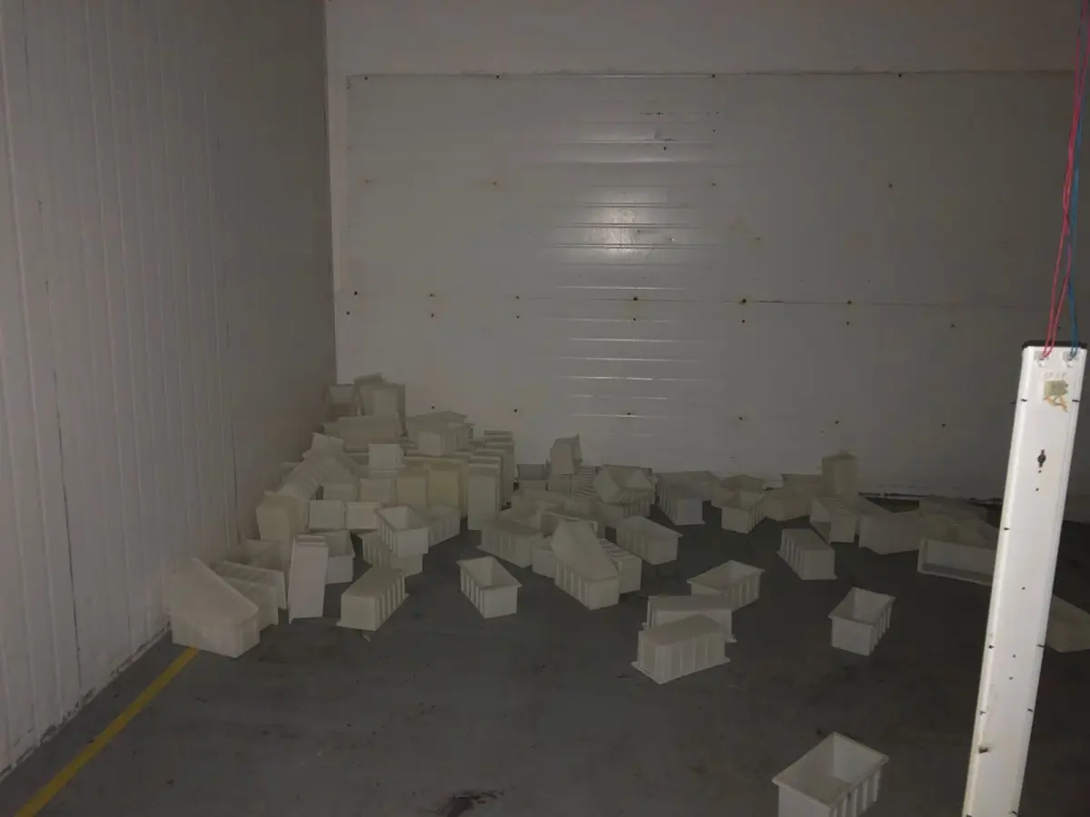 LOTE 000 - SILOS DE INOX – CALDEIRAS – TANQUES 100MIL L – BALANÇA RODOVIÁRIA – RESERVATÓRIO DE ÁGUA – UNO MILLE 95/96