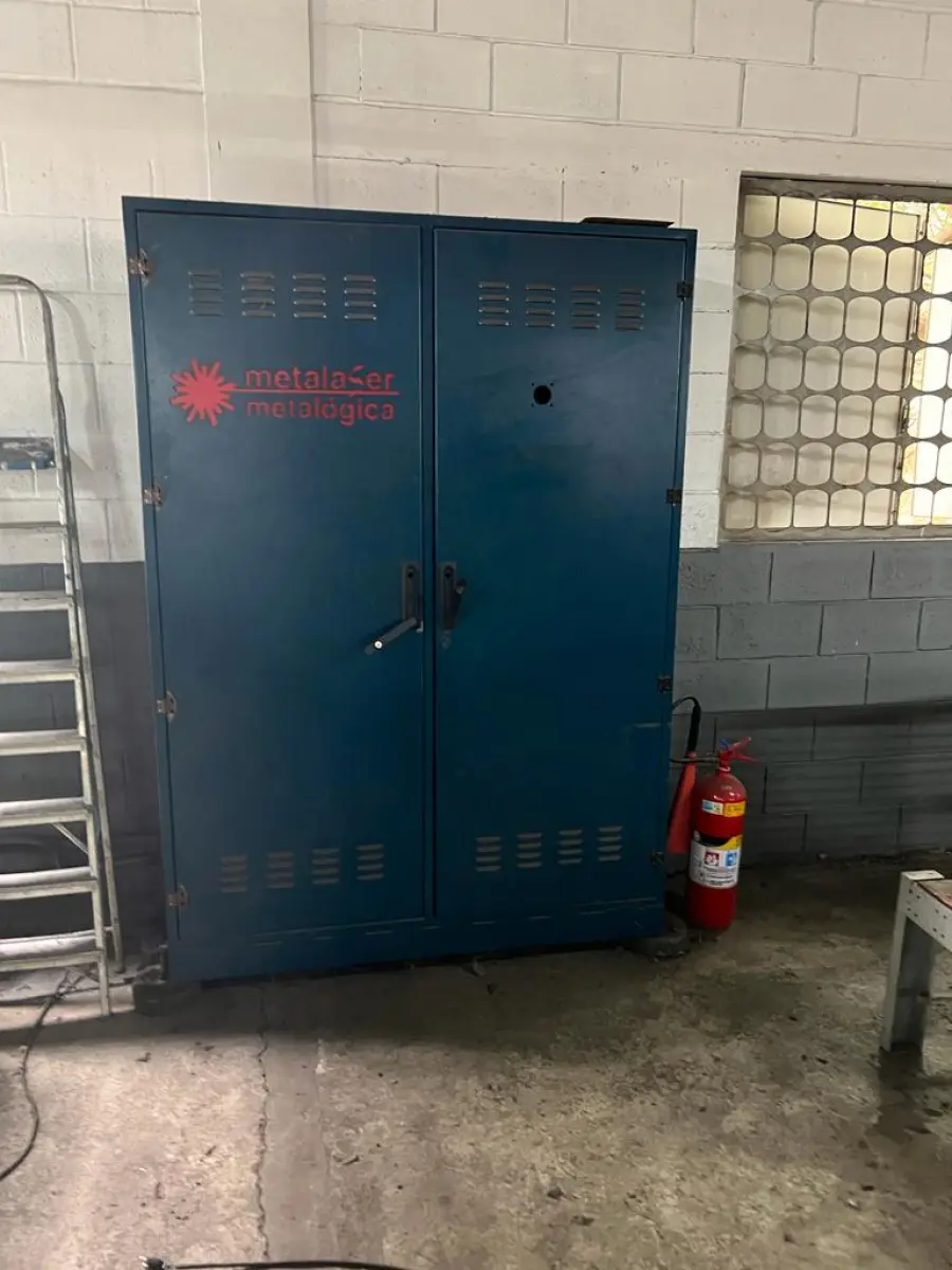 LOTE 125 - armario metalico azul Metalser 2 portas