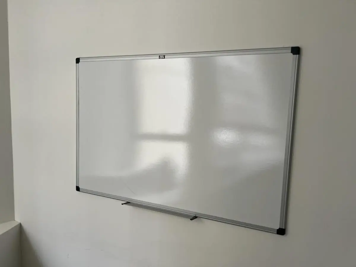 LOTE 000 - PRODUTOS ODONTOLÓGICOS