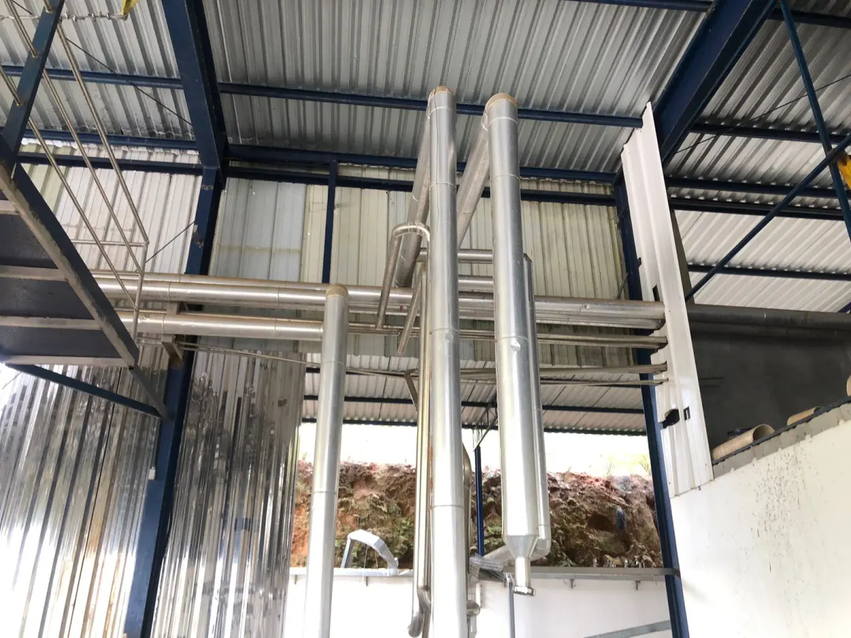 LOTE 000 - SILOS DE INOX – CALDEIRAS – TANQUES 100MIL L – BALANÇA RODOVIÁRIA – RESERVATÓRIO DE ÁGUA – UNO MILLE 95/96