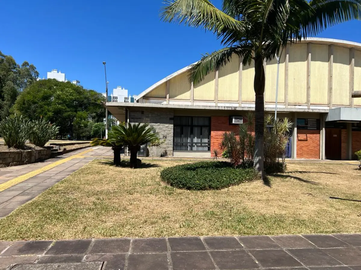 LOTE 001 - GRANDE IMÓVEL COM 46.624,57M2  PODENDO USAR 31.863,57m² NA RUA CEL JOAQUIM PEDRO SALGADO 80, PORTO ALEGRE (ver área aproveitavel)l)