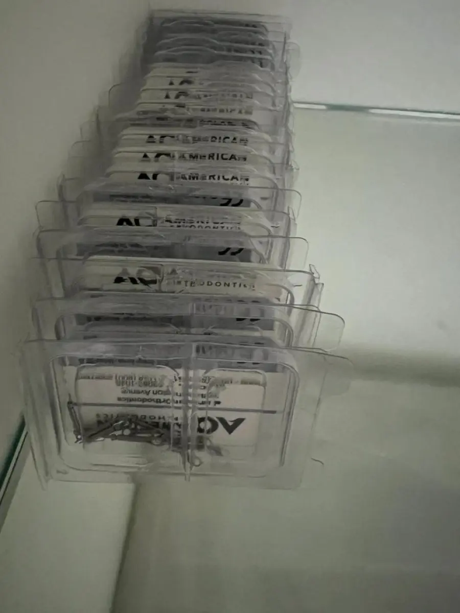 LOTE 000 - PRODUTOS ODONTOLÓGICOS