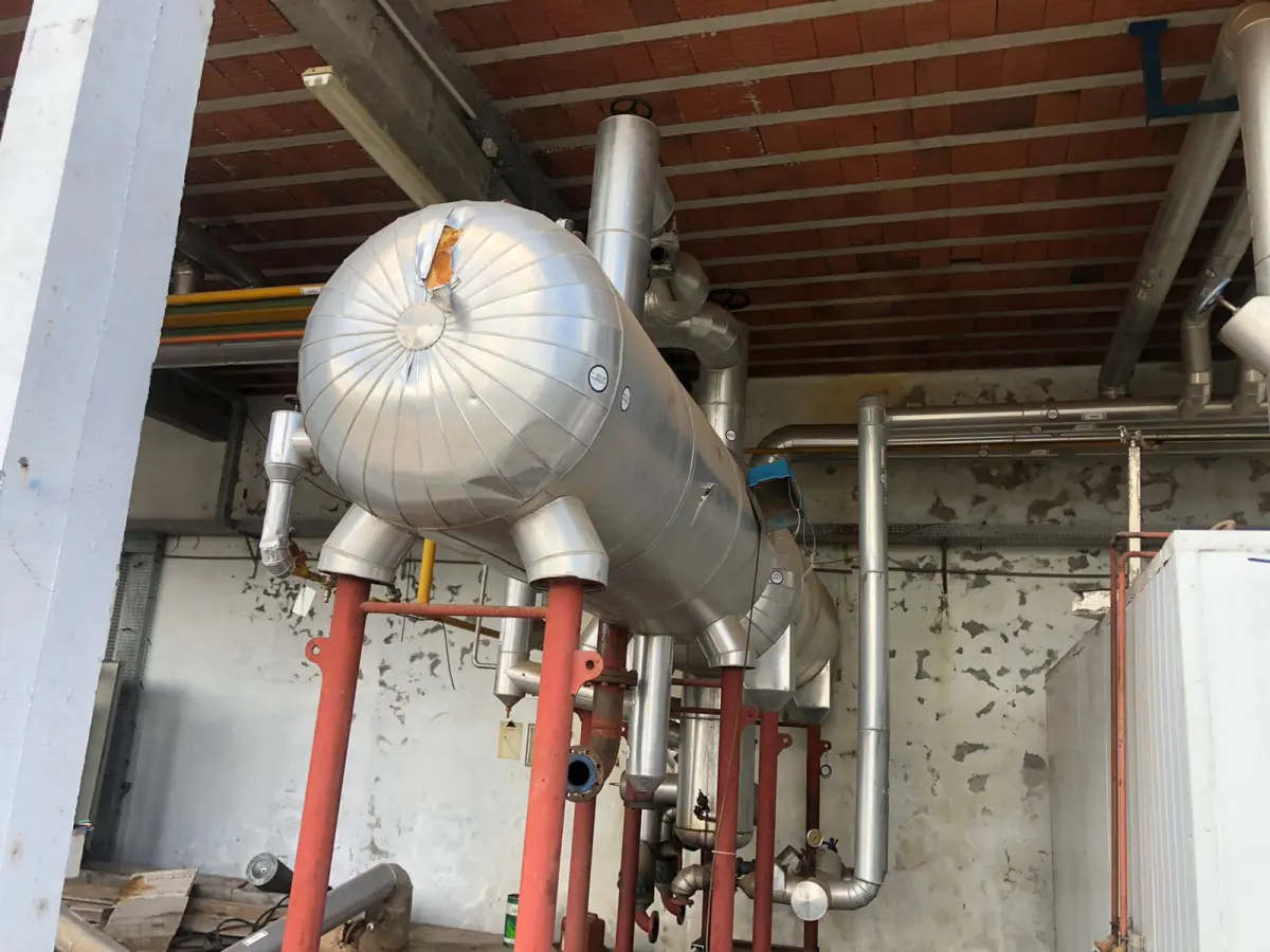 LOTE 000 - SILOS DE INOX – CALDEIRAS – TANQUES 100MIL L – BALANÇA RODOVIÁRIA – RESERVATÓRIO DE ÁGUA – UNO MILLE 95/96