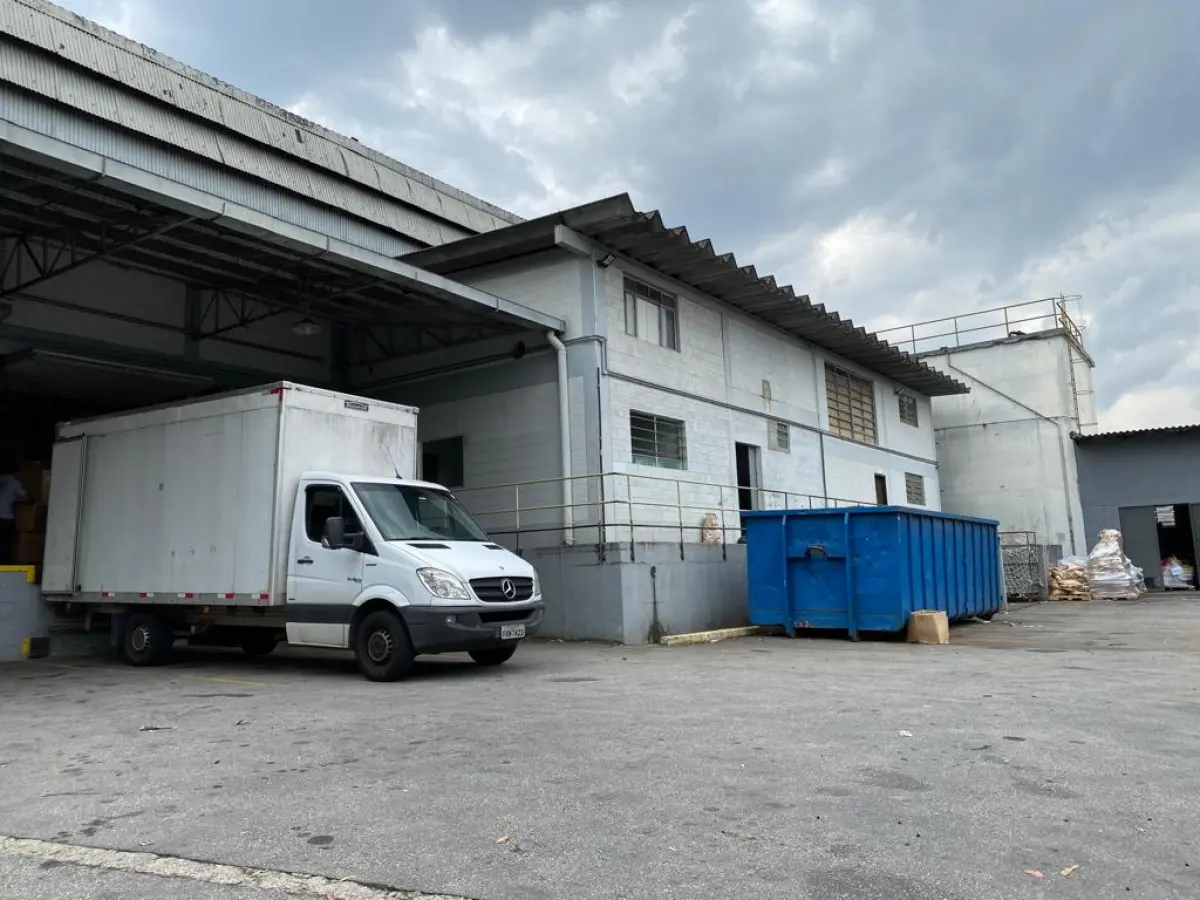 LOTE 001 - GRANDE IMÓVEL 14.600 EM DIADEMA SP AO LADO DA ROD. IMIGRANTES - COM LOCAÇÃO  atenção ENTREGA DE ENVELOPE ATÉ DIA 23/04 AS 15H