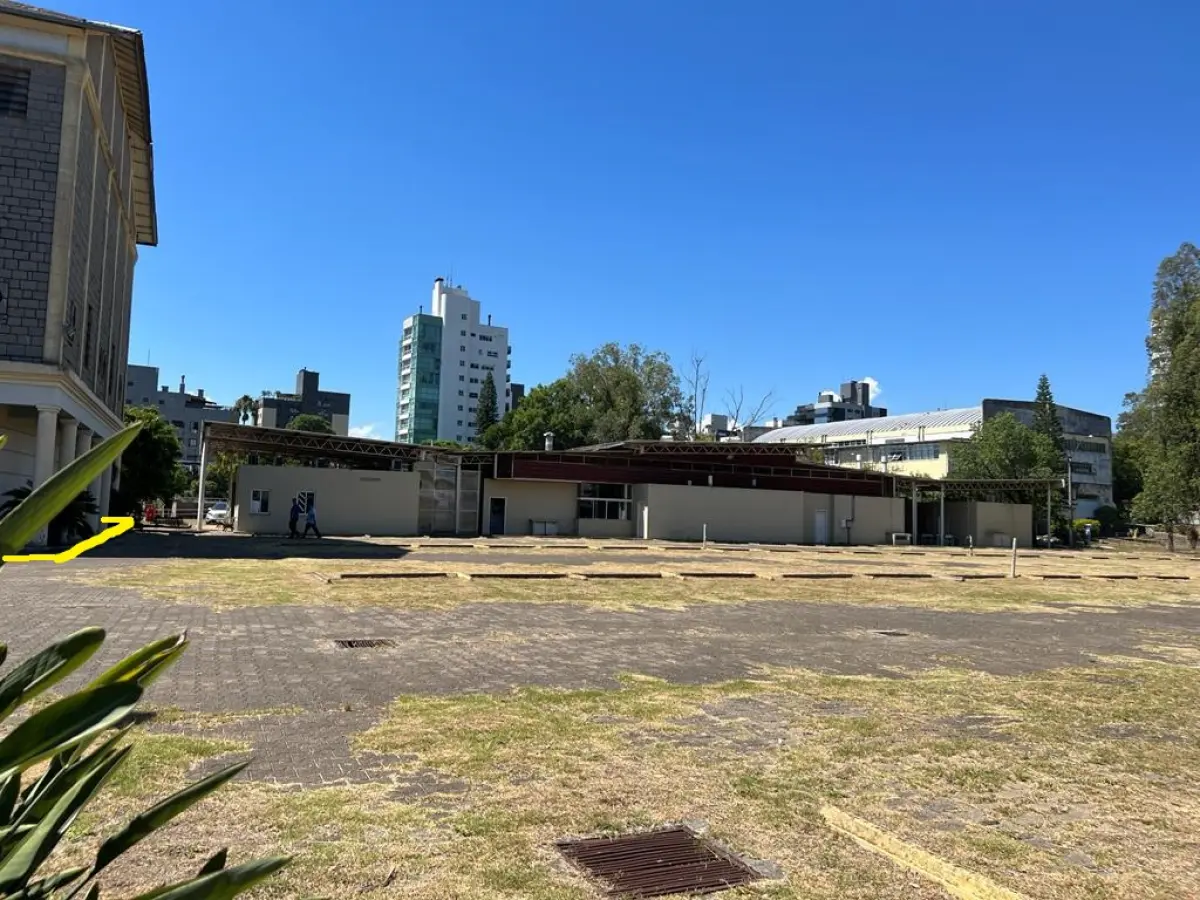 LOTE 001 - GRANDE IMÓVEL COM 46.624,57M2  PODENDO USAR 31.863,57m² NA RUA CEL JOAQUIM PEDRO SALGADO 80, PORTO ALEGRE (ver área aproveitavel)l)