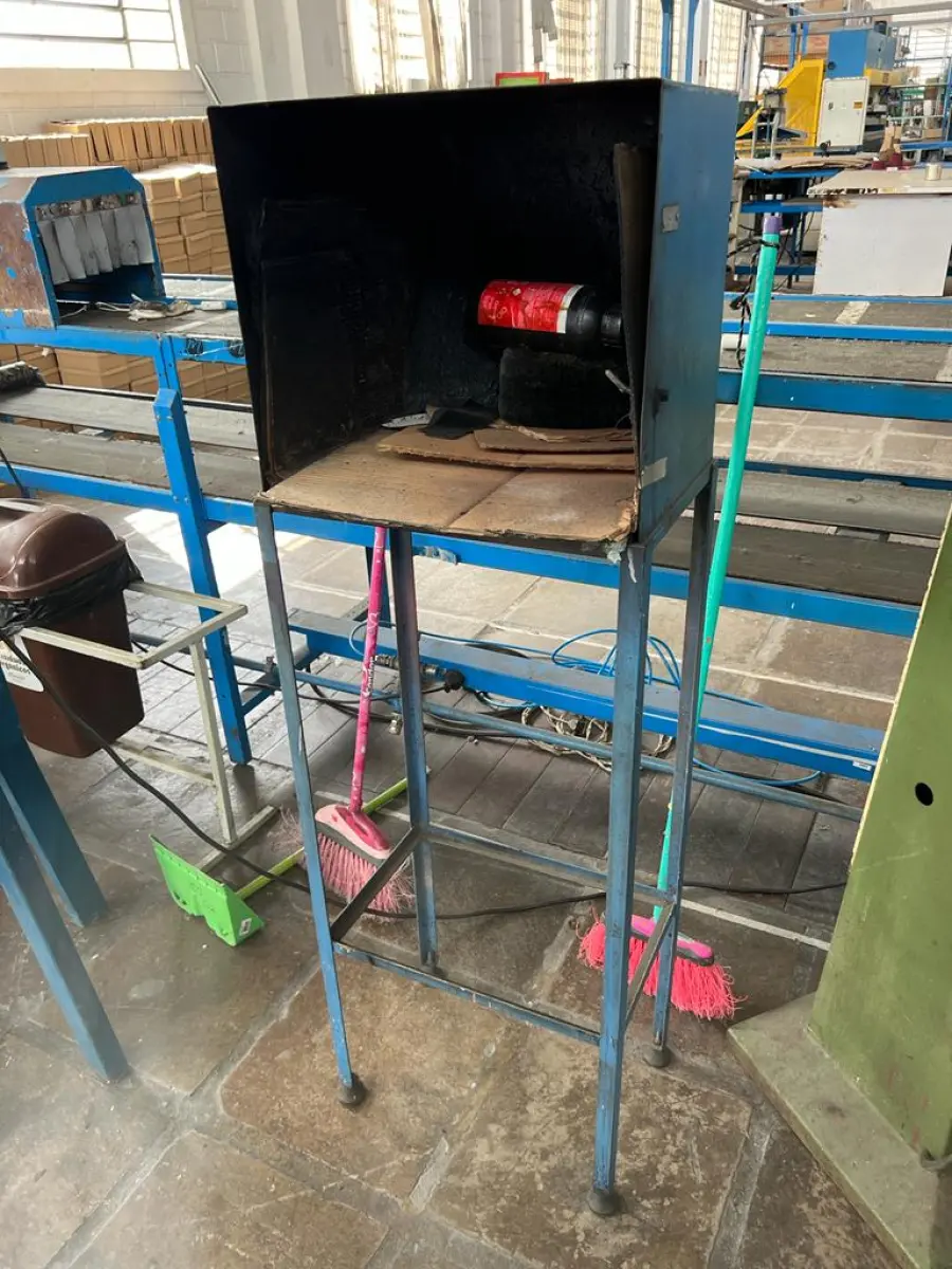 LOTE 058 - sucata de cabine