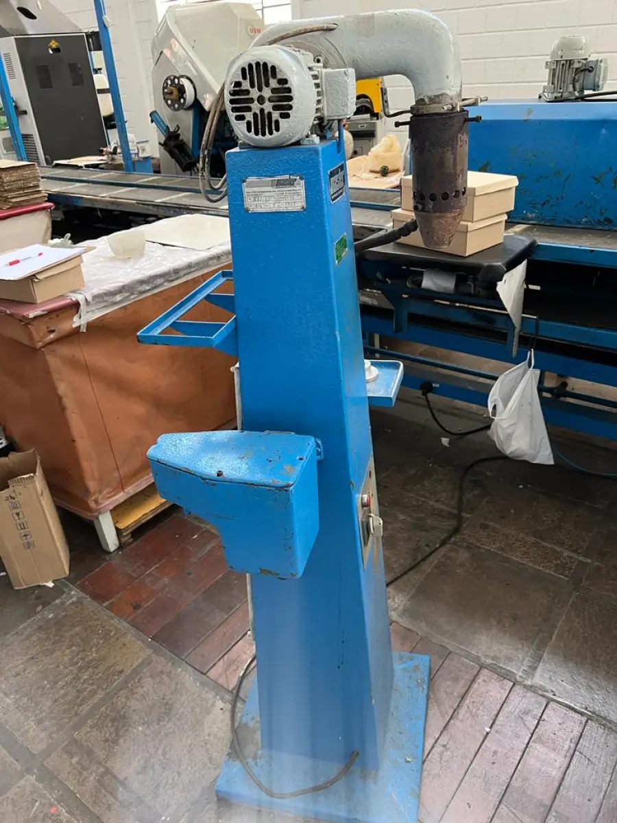 LOTE 066 - canhao tira rugas