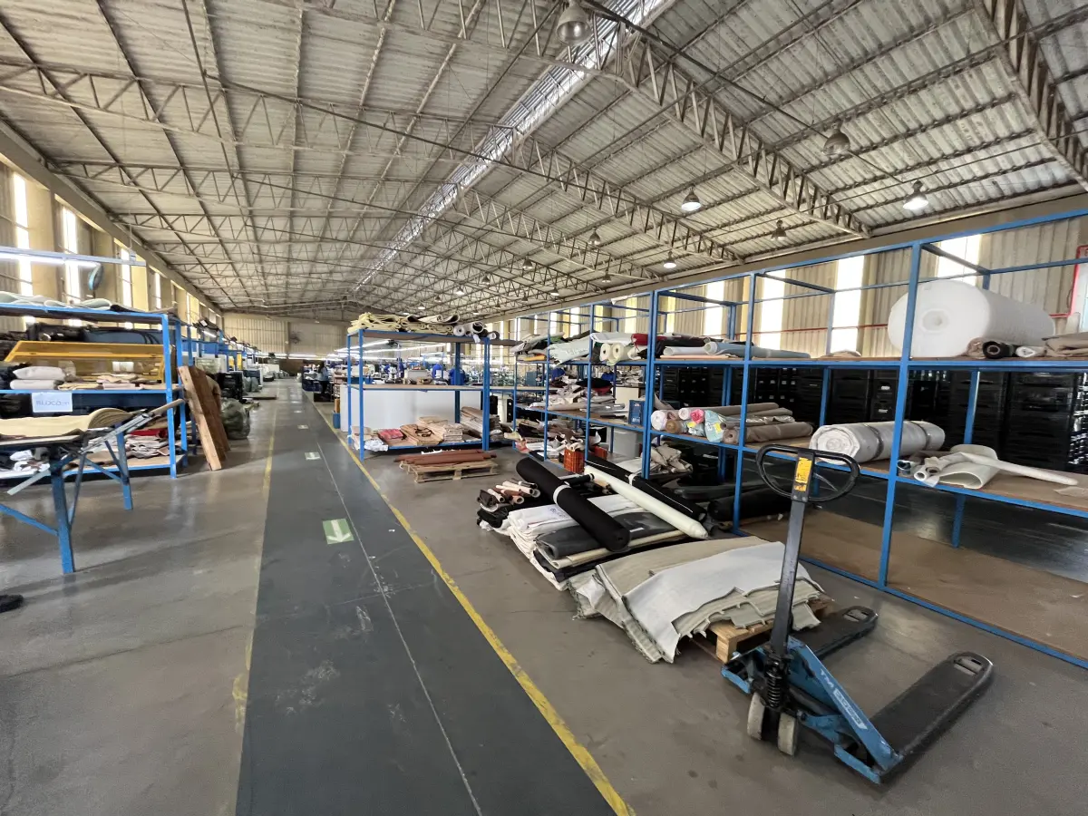 LOTE 000 - Pavilhões Industriais com 60.508m2