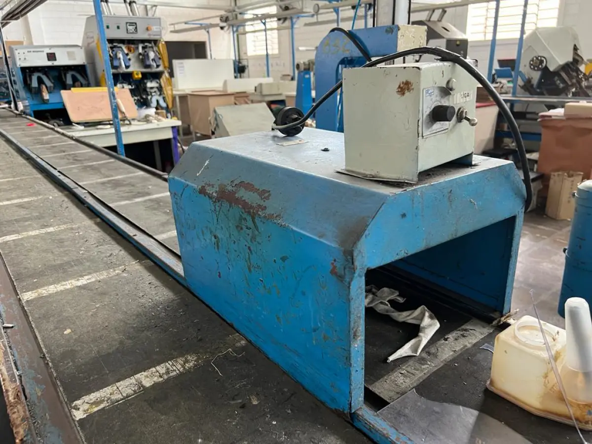 LOTE 061 - lote de 3 estufas vento norte