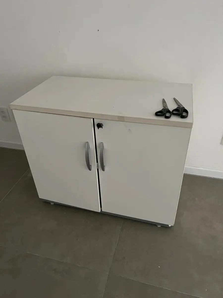 LOTE 000 - PRODUTOS ODONTOLÓGICOS