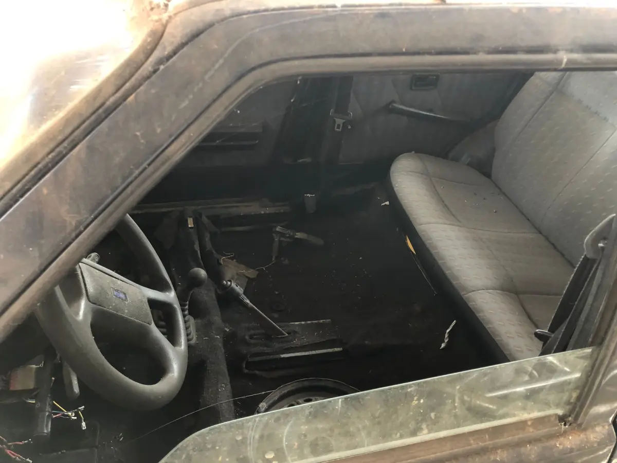 LOTE 000 - SILOS DE INOX – CALDEIRAS – TANQUES 100MIL L – BALANÇA RODOVIÁRIA – RESERVATÓRIO DE ÁGUA – UNO MILLE 95/96