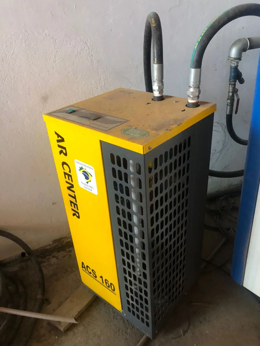 LOTE 146 - Secador de ar Ar center ACS160