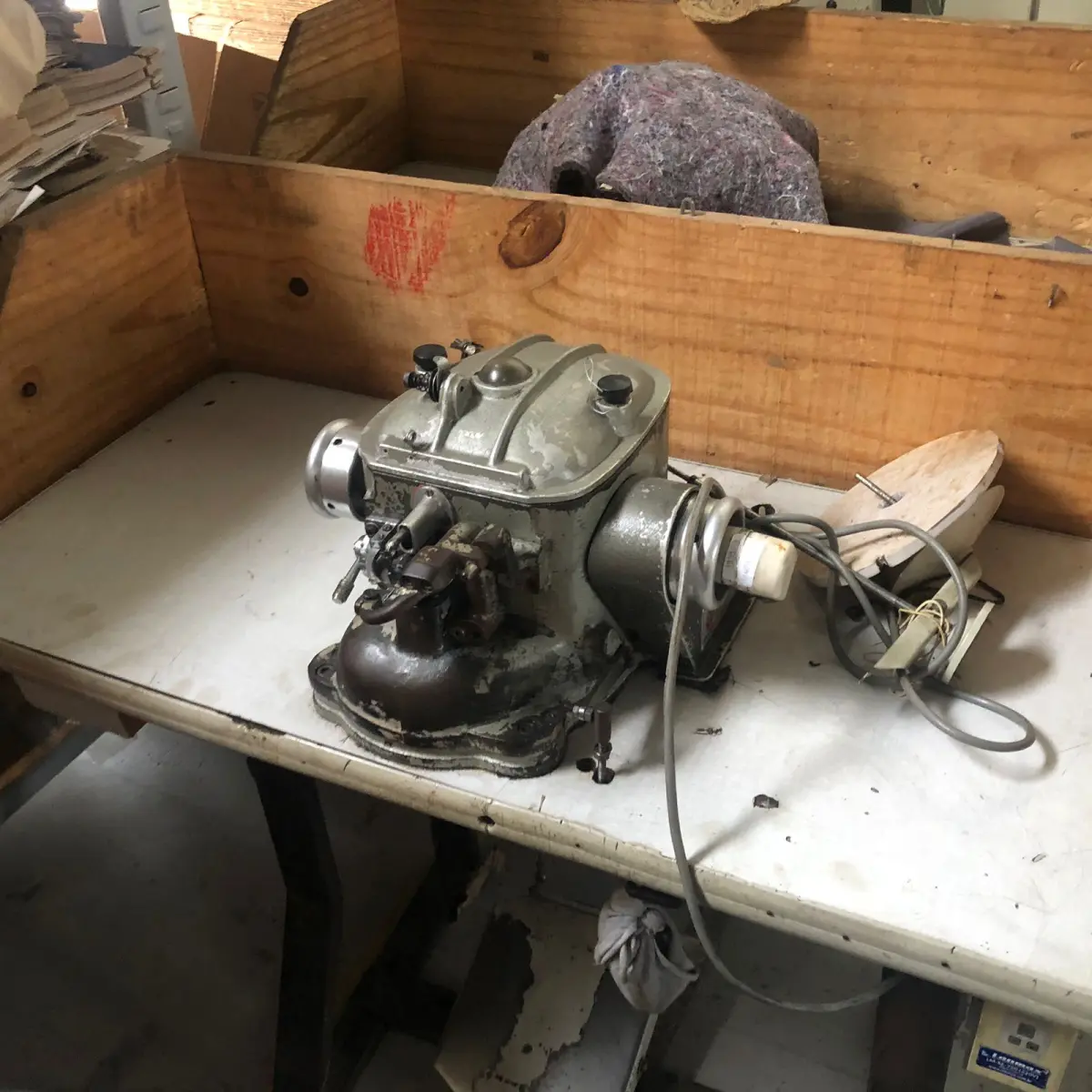 LOTE 119 - maquina de costura overlock