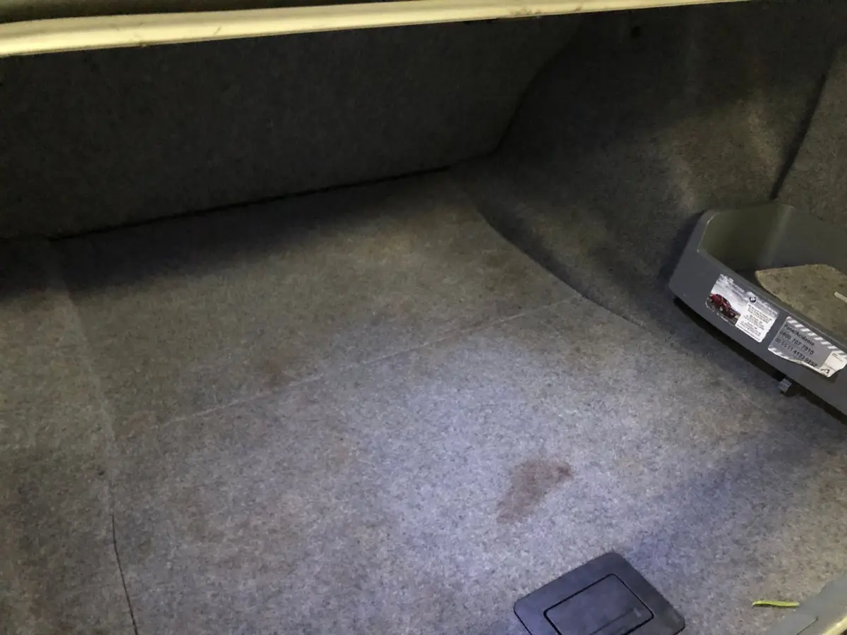 LOTE 000 - VEÍCULO I/BMW 318IA 2.0, 2011/2012