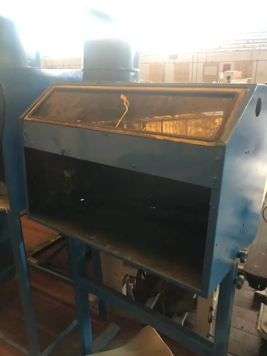 LOTE 238 - Cabine de pintura