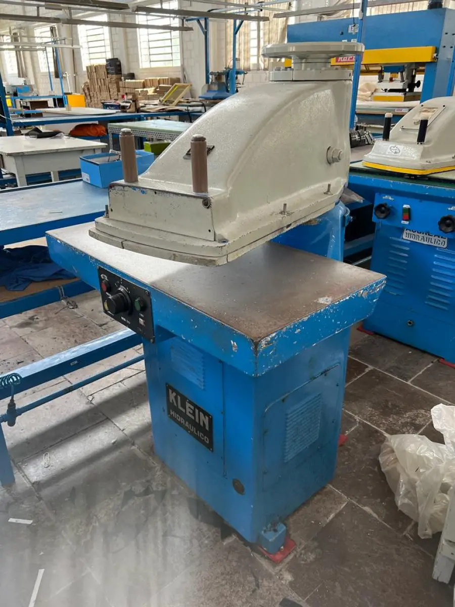 LOTE 001 - LOTE ENGLOBADO DE TODAS AS MAQUINAS DO LEILÃO, ESSE LOTE POSSUI A PREFERENCIA SOBRE OS INDIVIDUAIS (OBS: OS CARROS NAO FAZEM PARTE DESSE LOTE)