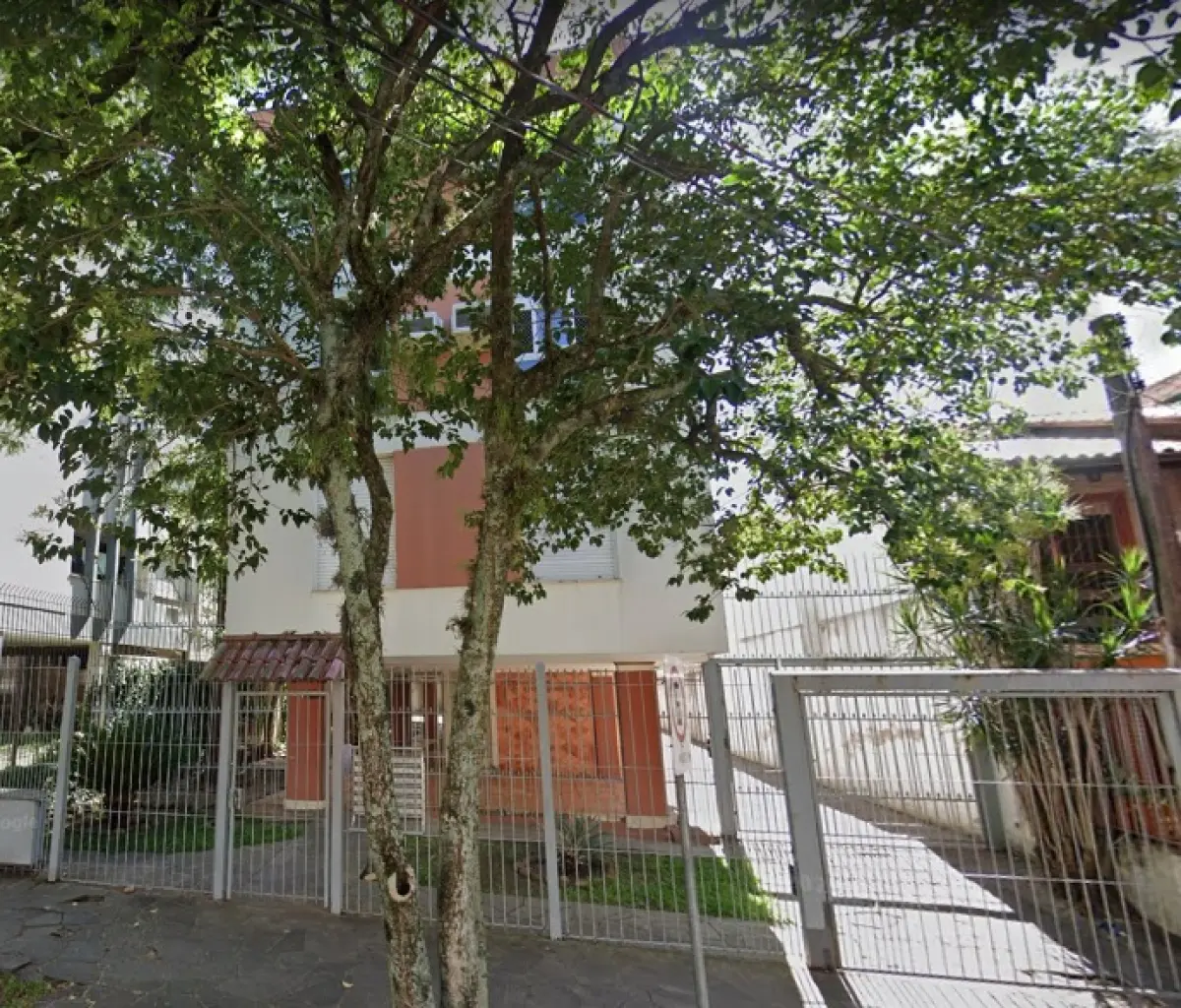 LOTE 000 - BOXE  NO COND. ILHA DE CRETA, EM POA