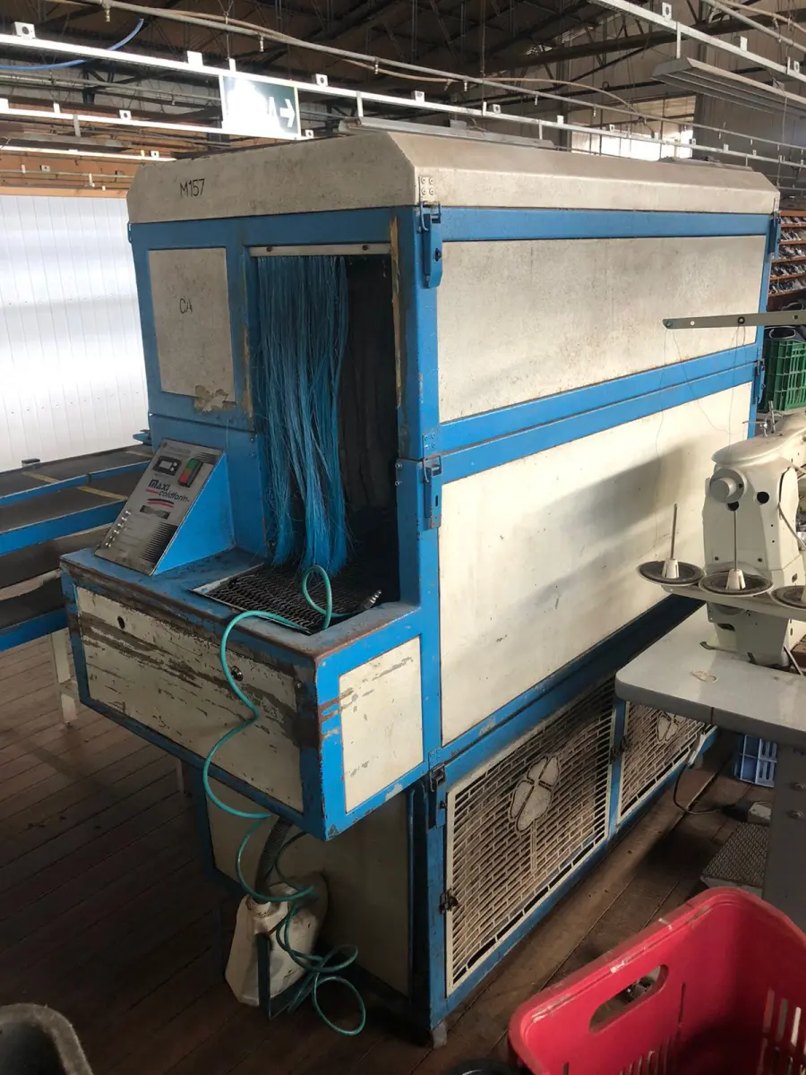 LOTE 189 - Forno conformador para botas gelado