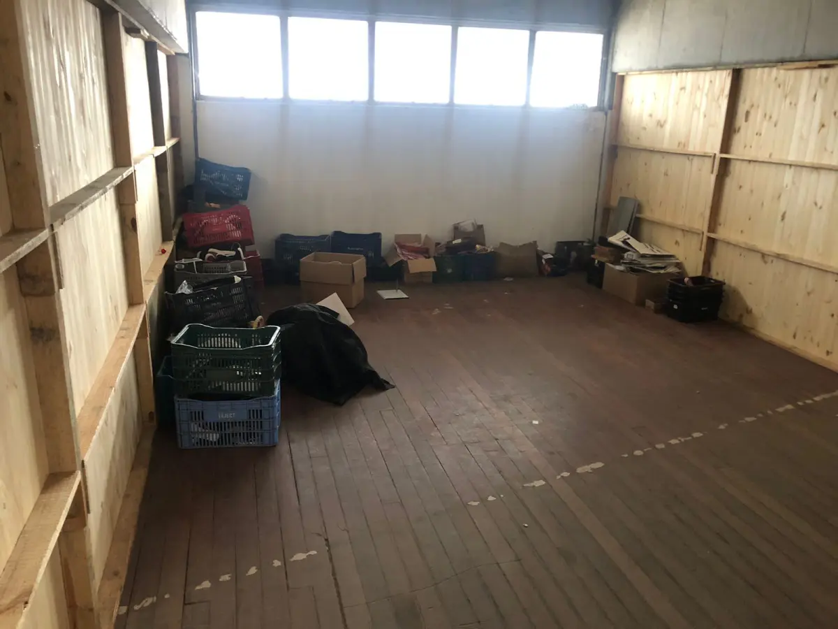 LOTE 130 - Lote de caixas plásticas (todas da fabrica)