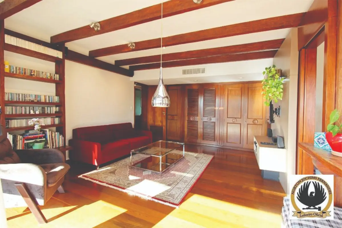 LOTE 001 - GRANDE APT 3 QUARTOS COM BOX 240 M2 PRIVATIVOS