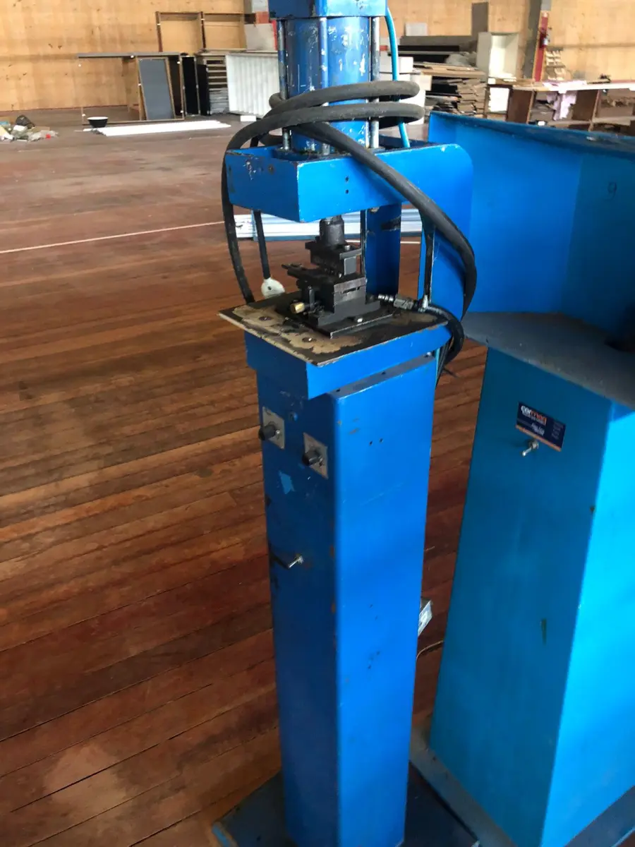 LOTE 219 - Máquina de carimbar