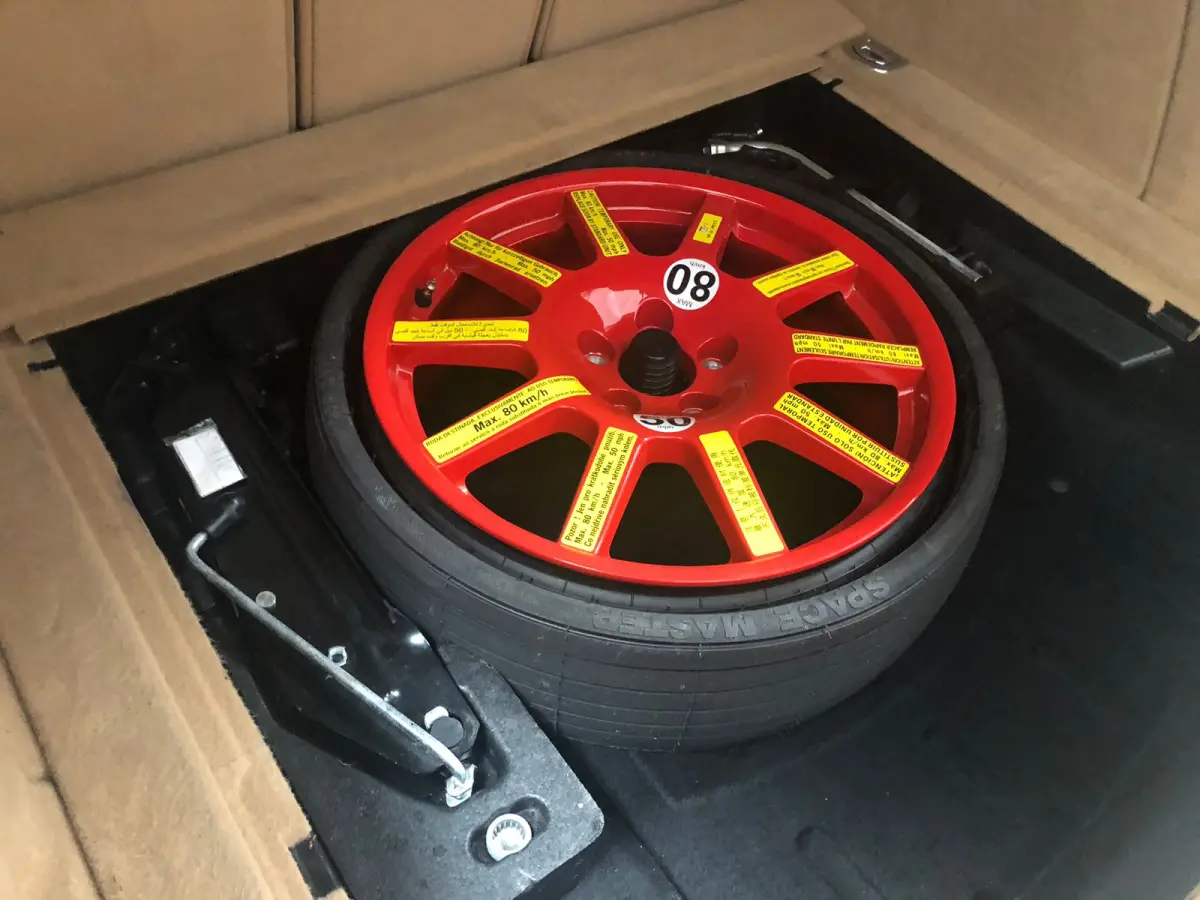 LOTE 001 - I/PORSCHE MACAN, fabricação/modelo 2015/2016, cor: branca