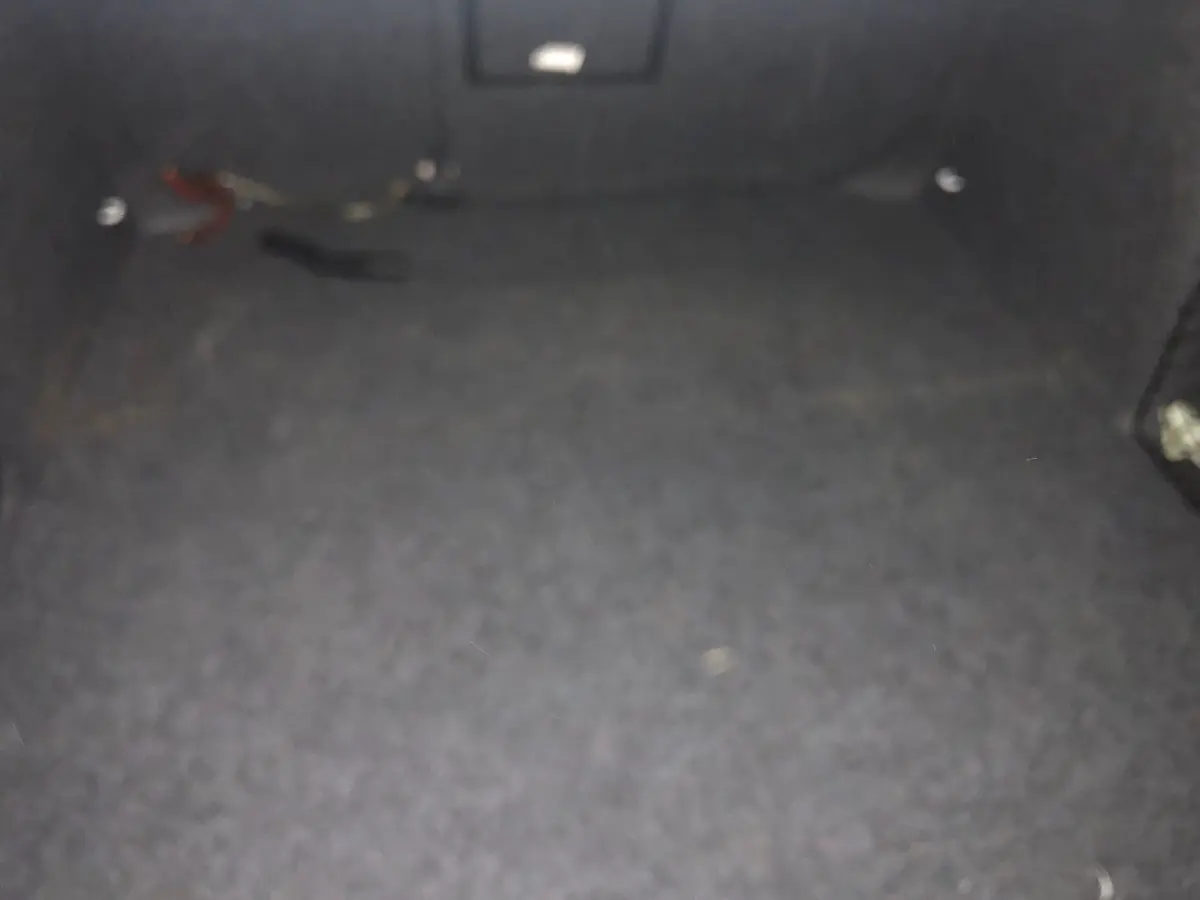 LOTE 001 - Veículo VW Volkswagen Jetta Highline 2.0 TSI 16v 4p Tiptronic, fabricação/modelo 2017/2017 (sem chave)