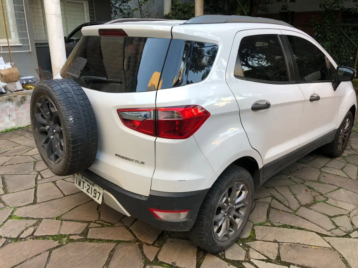 LOTE 001 - Ford/ Ecosport FSL 1.6, fabricação/modelo 2015/2015